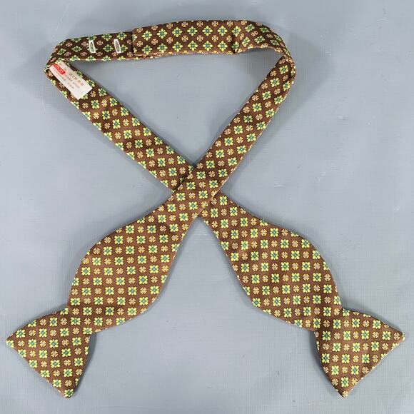 CARROT & GIBBS Brown Green Orange Floral Silk Bow Tie - Picture 3 of 5